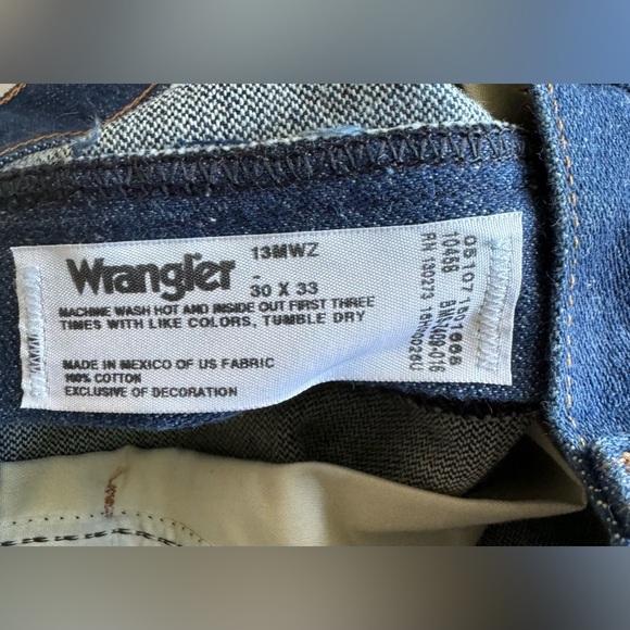 NWOT Wrangler Cowboy Cut Rigid Indigo Jeans (2 pair) sz 30/33 - Picture 7 of 8